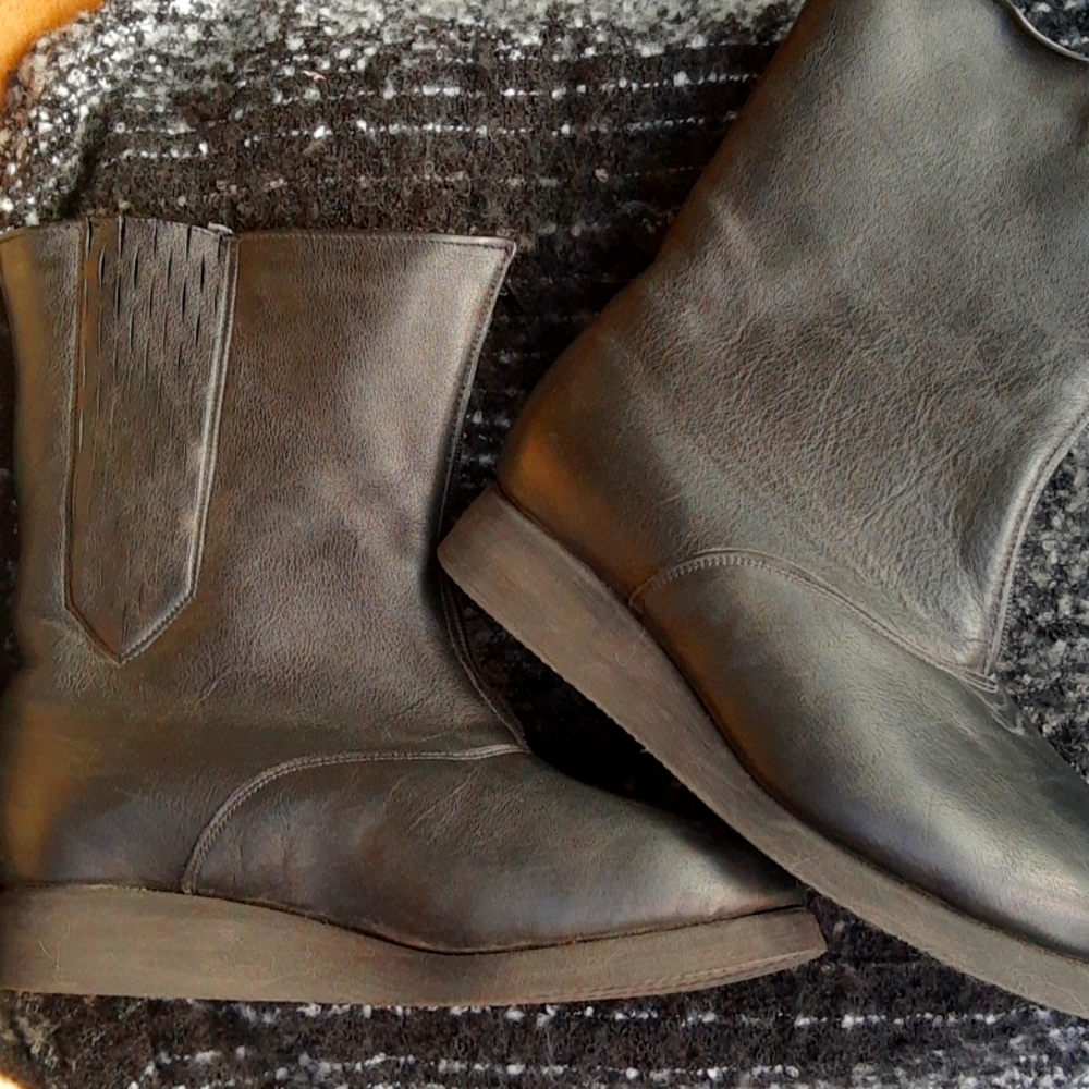 P. W.  Minor & Son inc Leather Boots